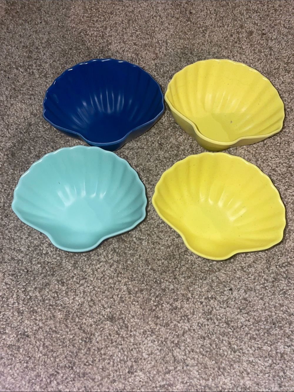 Shell-Shaped Party Snack Bowls - Blue, Light Blue, Yellow
